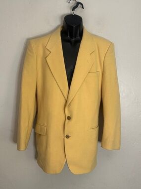 Quails Cashmere Blend Blazer 42R Gently worn 2 butto Ventless 22" armpits